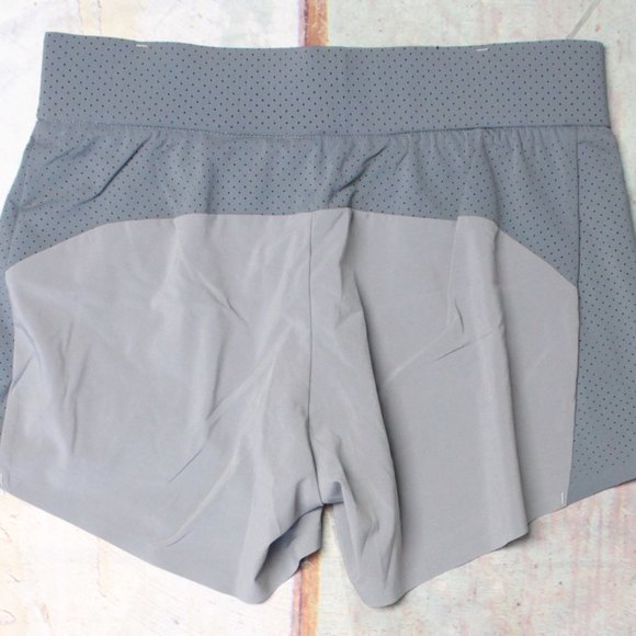 RYU Respect Your Universe Women's Intensity Short in Titanium MRSP $70 - Picture 2 of 3